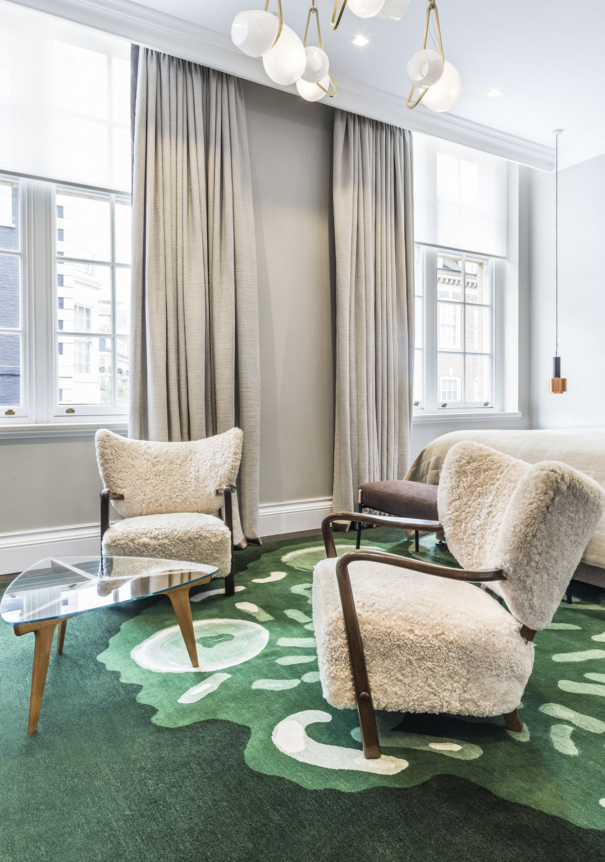 YinjiSpace Shalini Misra x South Audley Street Apartment
